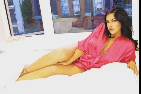 Leaked queenseyf header onlyfans leaked