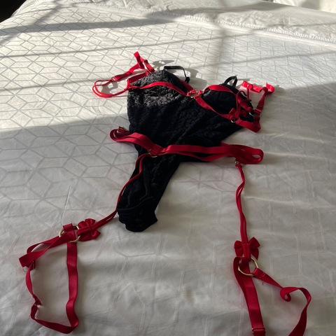 Leaked raeeraii header onlyfans leaked