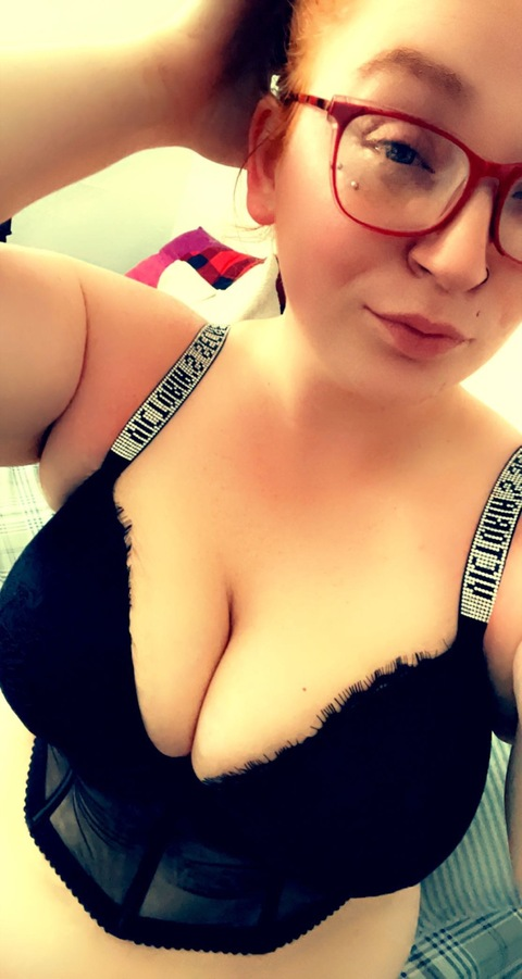 Leaked redheadbabe77 header onlyfans leaked
