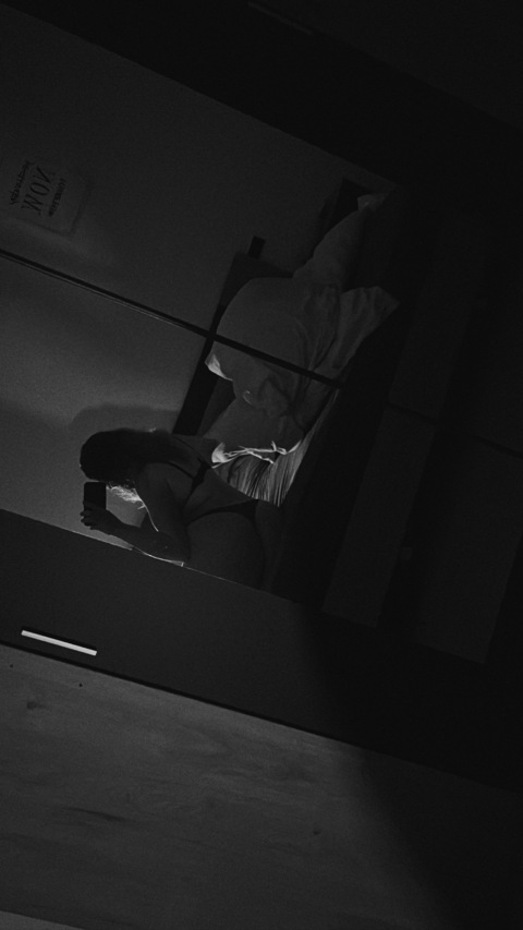 Leaked s.m2408 header onlyfans leaked