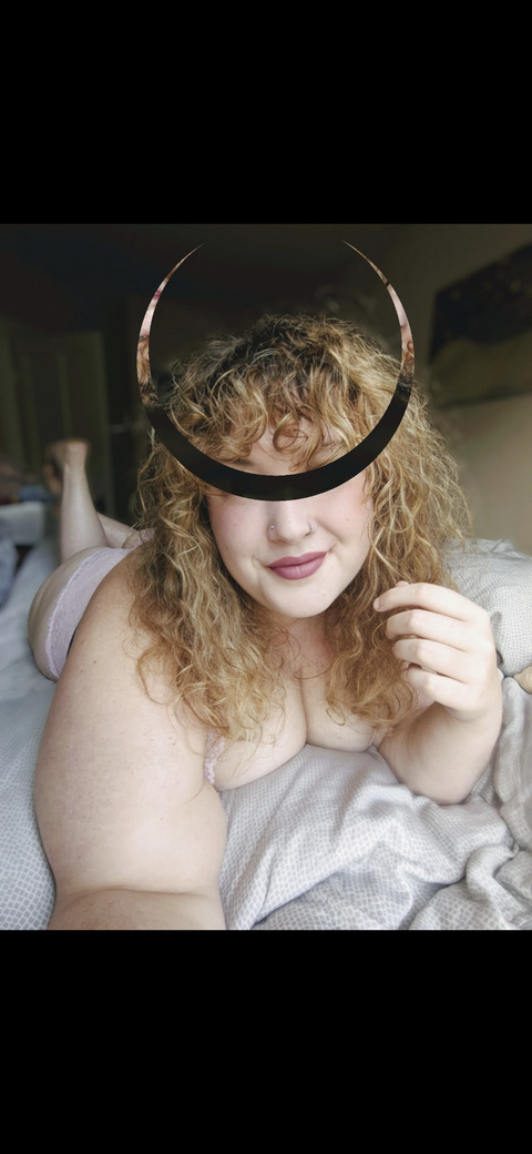 salemsforest onlyfans leaked picture 2