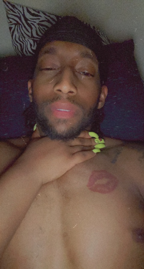 Leaked santi_sexgod header onlyfans leaked