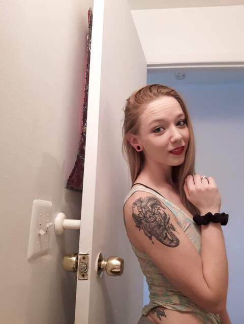 Leaked shiningauroa89 header onlyfans leaked