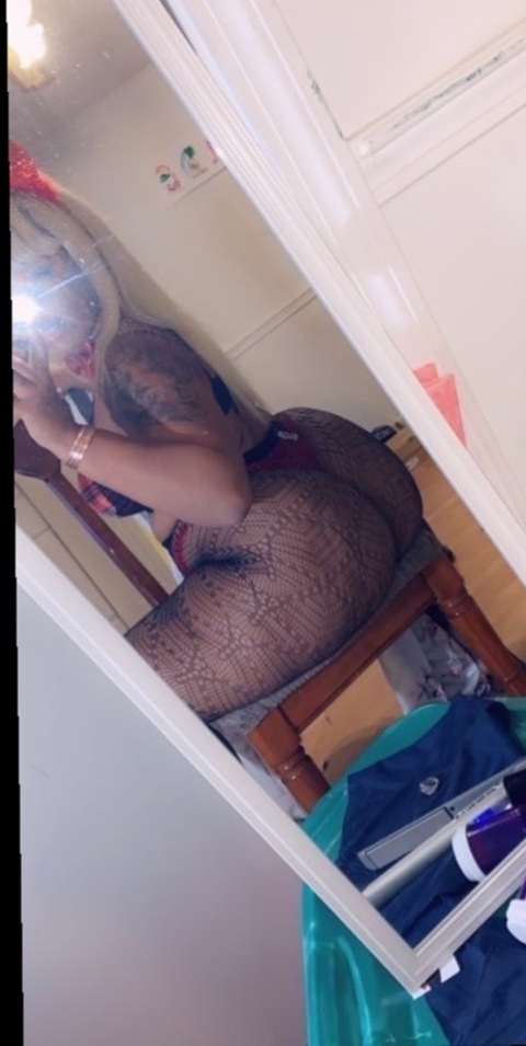 Leaked sincerepeach header onlyfans leaked