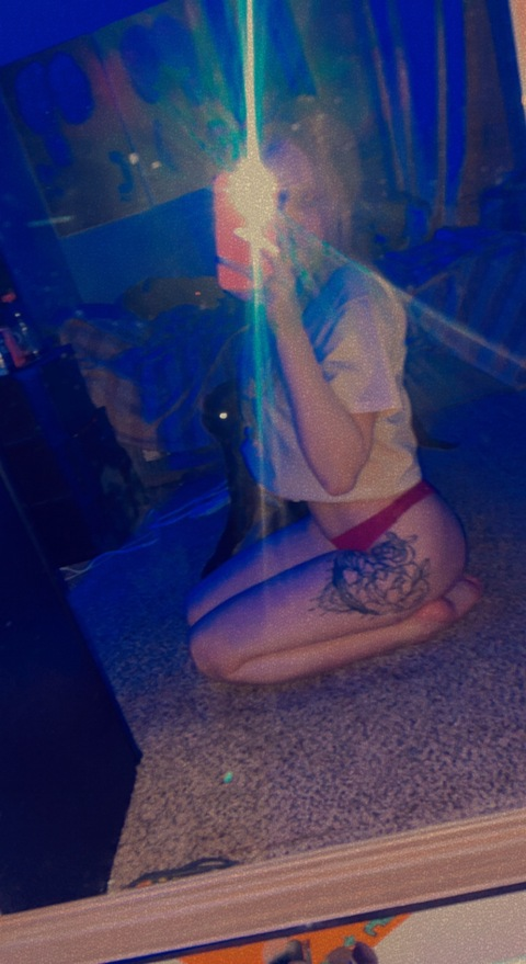 Leaked skylerlawrence header onlyfans leaked