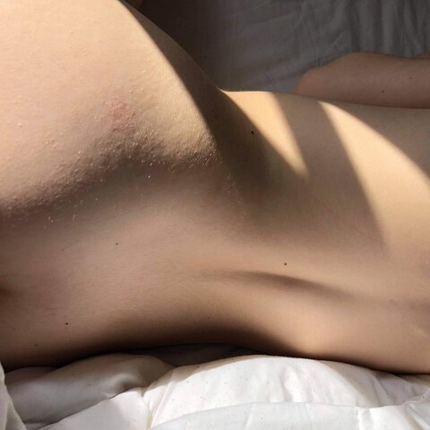 sluttyshysmoker onlyfans leaked picture 2