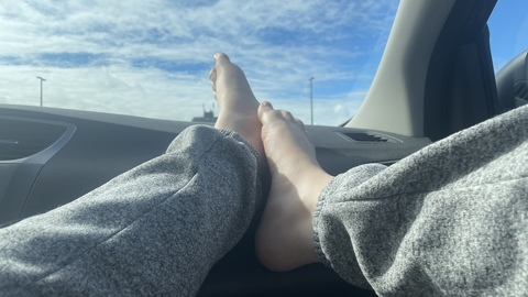stephanied69 onlyfans leaked picture 2