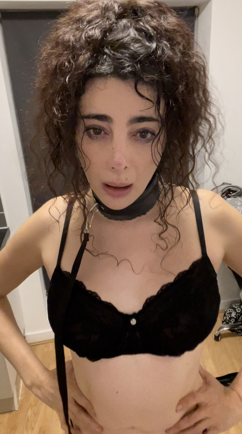 Leaked submissivelaura header onlyfans leaked