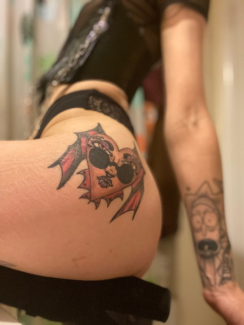 Leaked thegoddesspersephone header onlyfans leaked