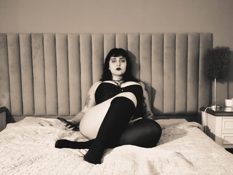 Leaked themistresskatyavip header onlyfans leaked