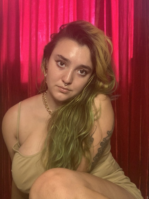 Leaked thornsandlacevip header onlyfans leaked