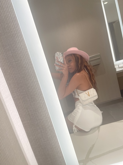 Leaked u177976322 header onlyfans leaked