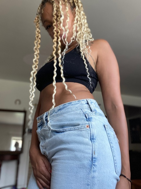 Leaked u267579395 header onlyfans leaked