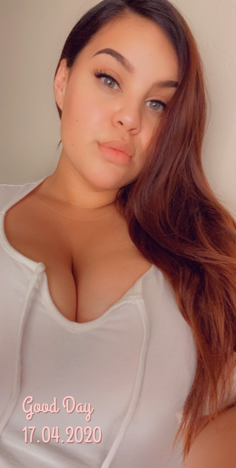 Leaked underthesee header onlyfans leaked