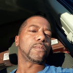 vampirefangs Profile Picture