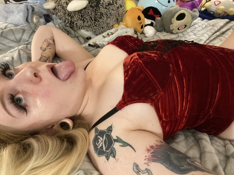 Leaked velvetlurker header onlyfans leaked