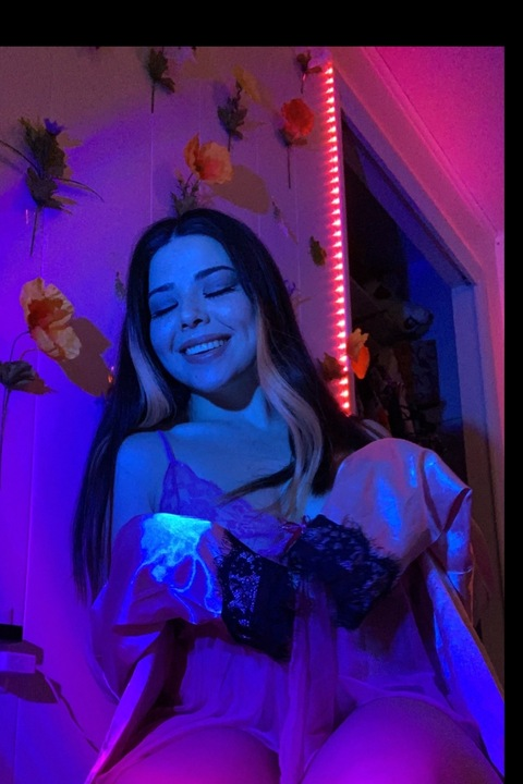 xo_bambi_angel_xo onlyfans leaked picture 2