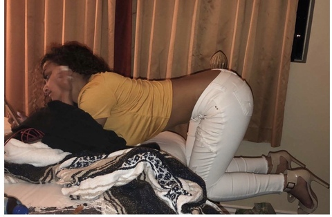 yourfavmuse onlyfans leaked picture 2